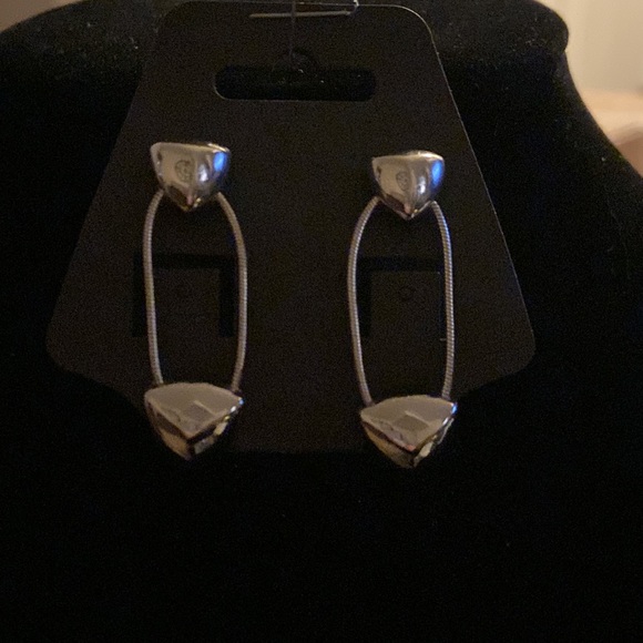 Silver Gun Metal Earring’s - Picture 4 of 4